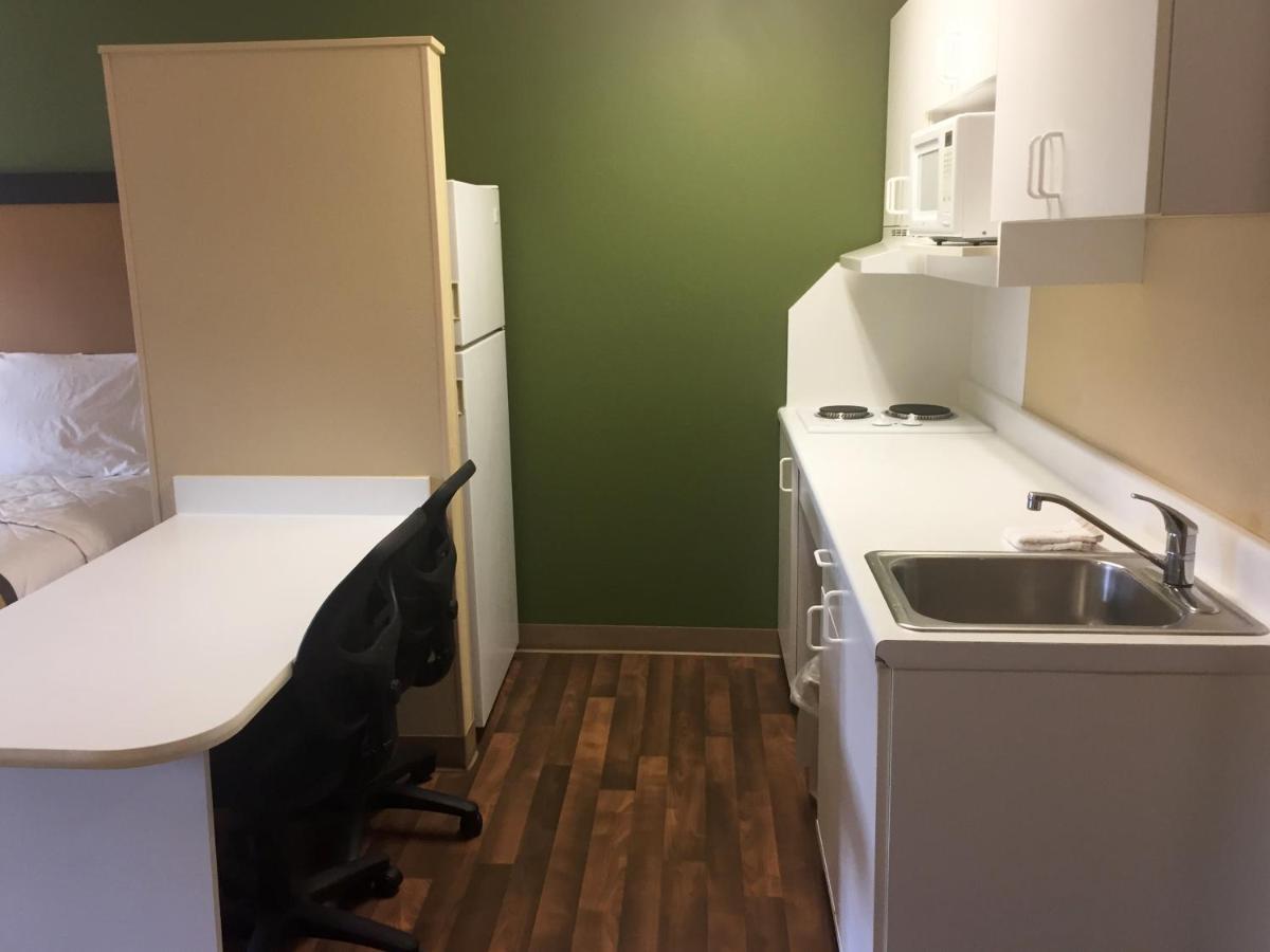 Extended Stay America Suites - Kansas City - Airport מראה חיצוני תמונה