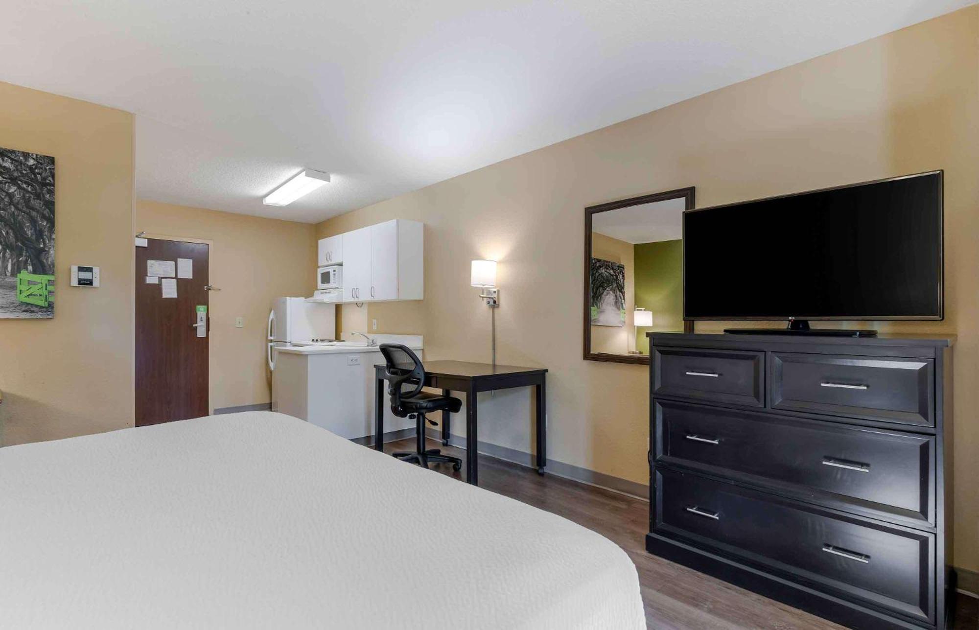 Extended Stay America Suites - Kansas City - Airport מראה חיצוני תמונה