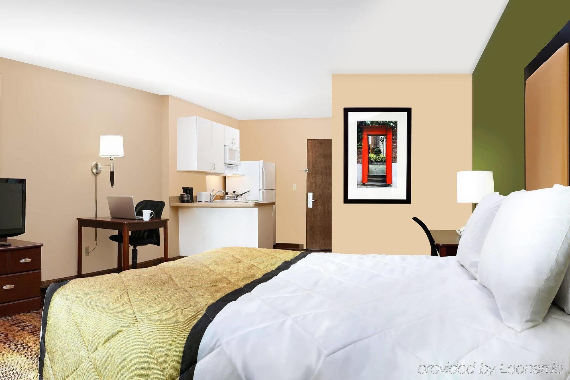 Extended Stay America Suites - Kansas City - Airport מראה חיצוני תמונה