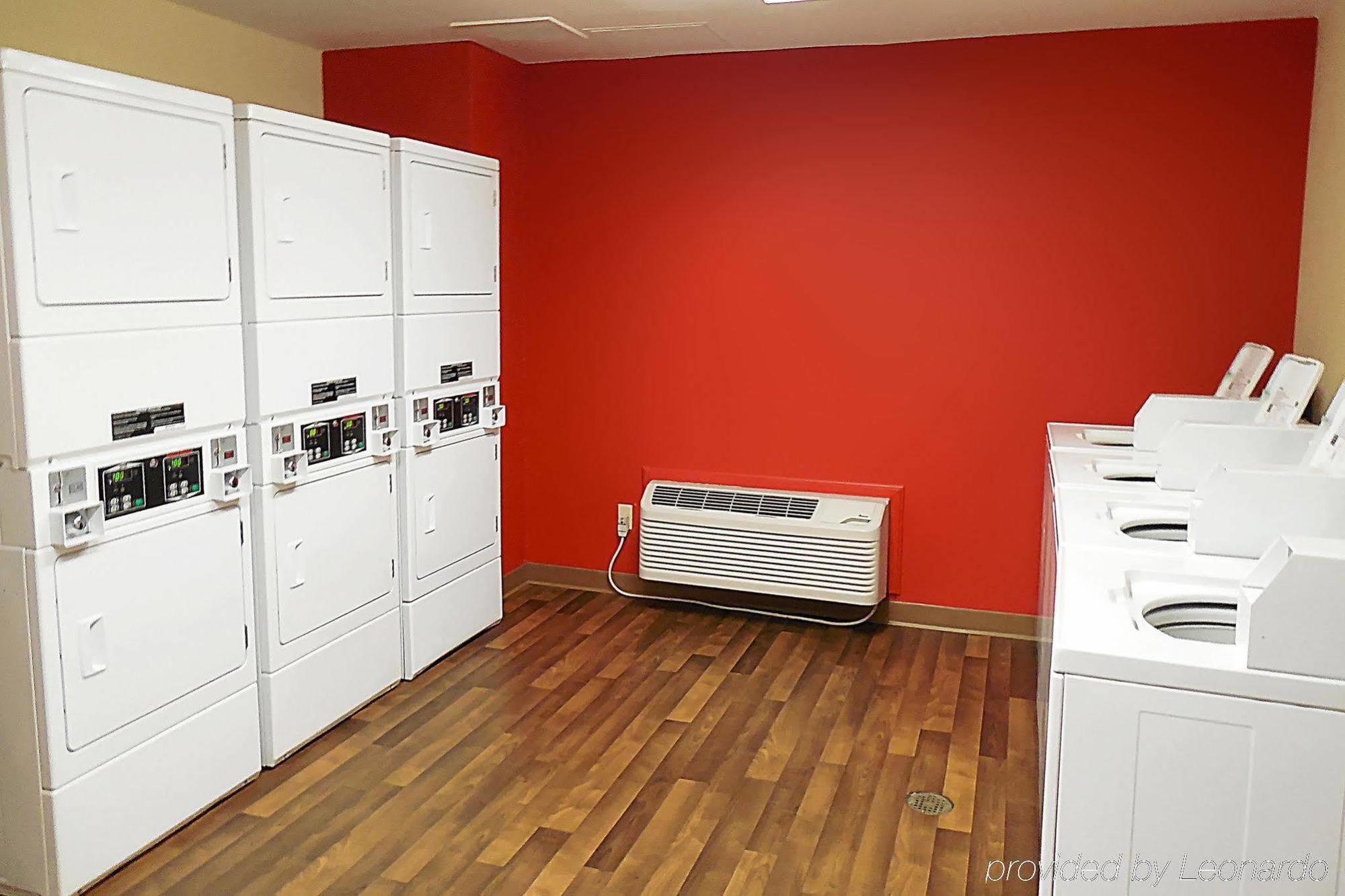 Extended Stay America Suites - Kansas City - Airport מראה חיצוני תמונה